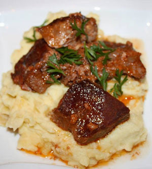 Traditional Portugese Vinha D’Alhos AKA “Portugese Carnitas”